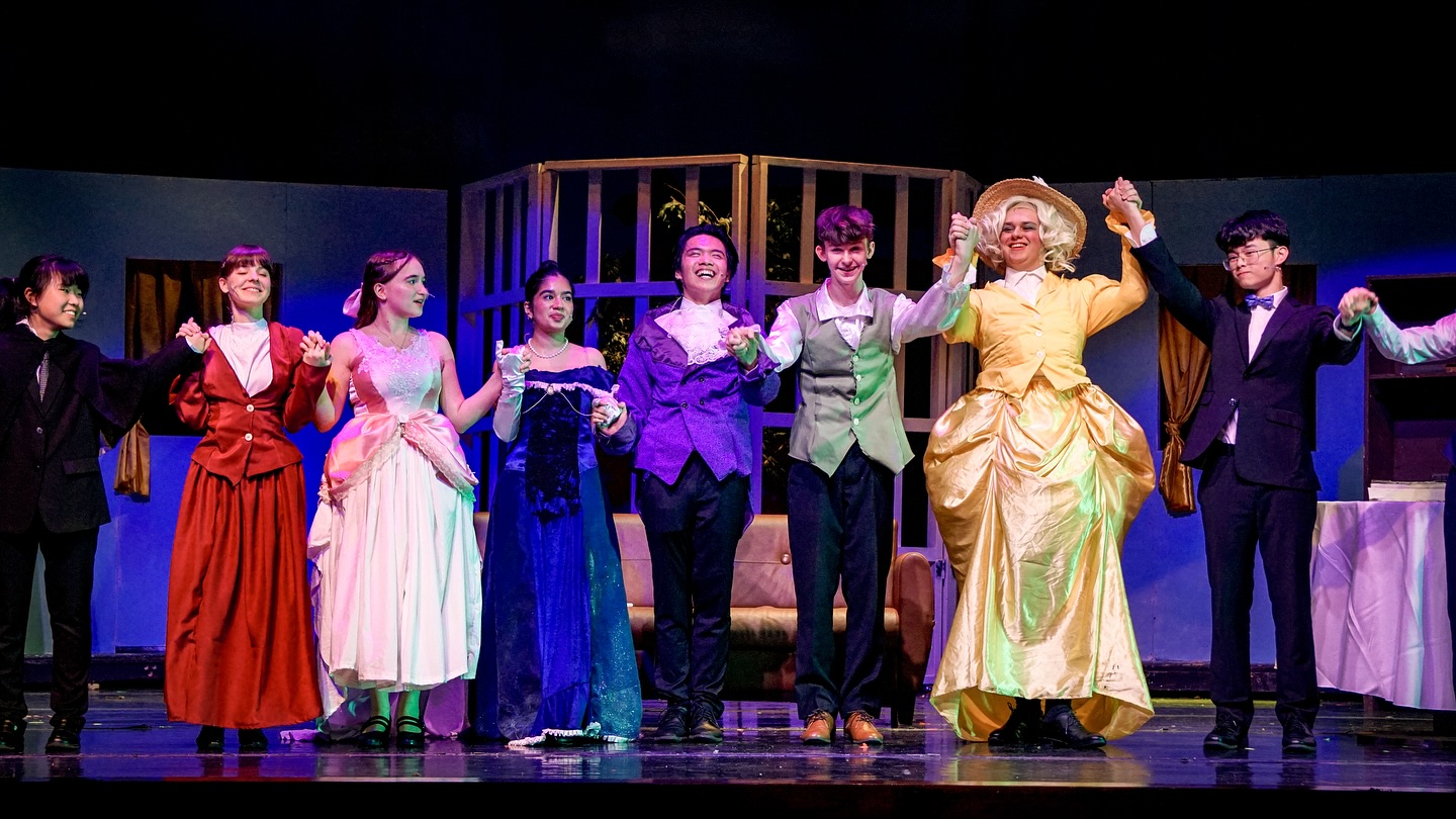 Opening night of STC’s Spring Comedy: The Importance of Being Earnest!! 🎩

Spoiler: the ending is s...