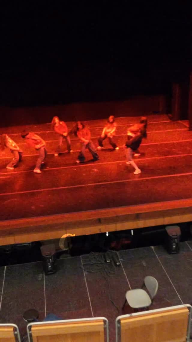 StuySquad ’25-‘26 dance crews looking 🔥🔥🔥 PULL UP TODAY TO WATCH THEM DANCE‼️

drone work by @jqi...